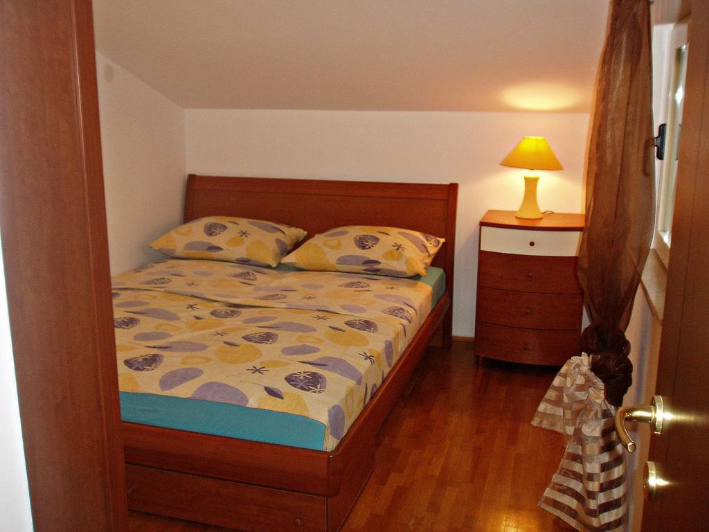 Apartments Romana Slatine Kamer foto