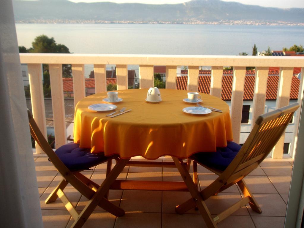 Apartments Romana Slatine Kamer foto